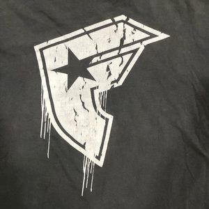 Famous Stars and Straps Logo Gray Graphic T-shirt Adult Size L Mens Streetwear